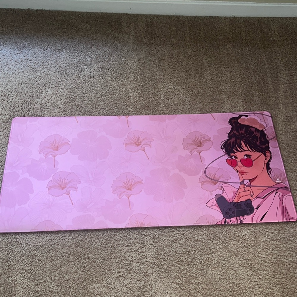 Work station pad